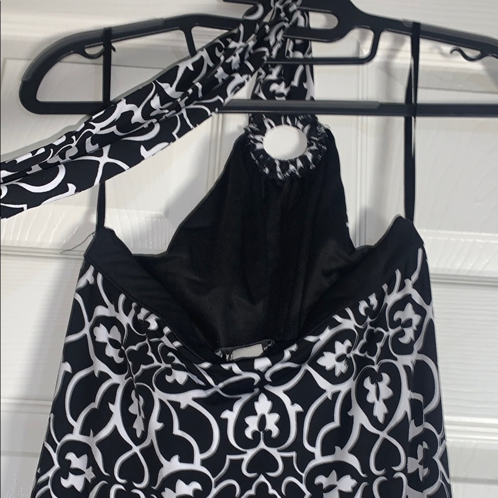 NWT White House Black Market Black and White Halter Maxi Dress - Picture 10 of 11